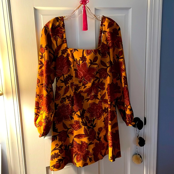 BOHO BABE gorgeous NWT classic feminine French Sezane dress 36 🌞 - Picture 1 of 9